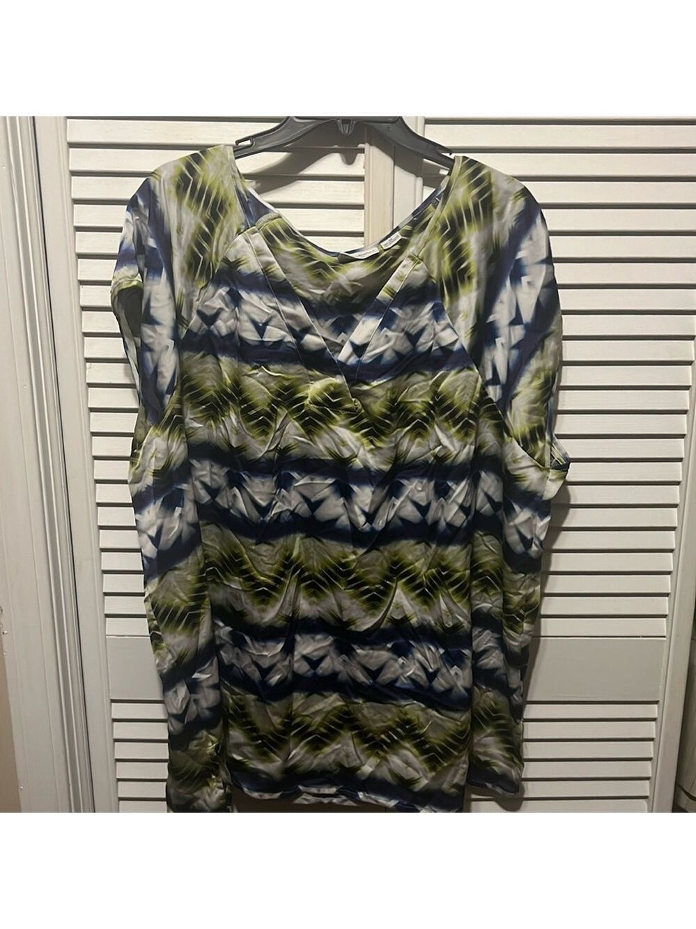 A woman blouse